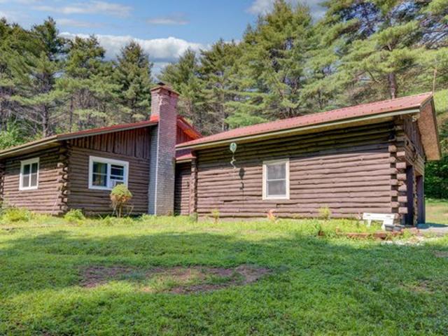House for sale in Johnstown, New York