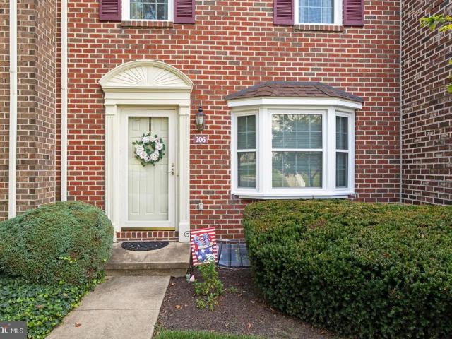 Condo for sale in York