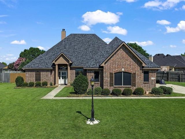 House for sale in Benton, Louisiana