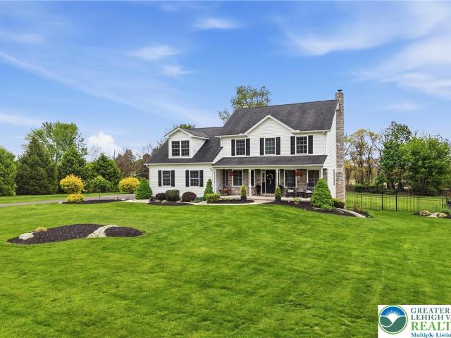 House for sale in Bushkill, Pennsylvania