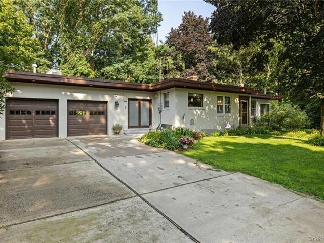 House for sale in Wading River, New York
