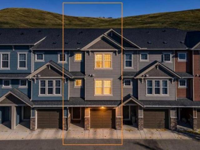 Townhouse for sale in Cranston, Calgary