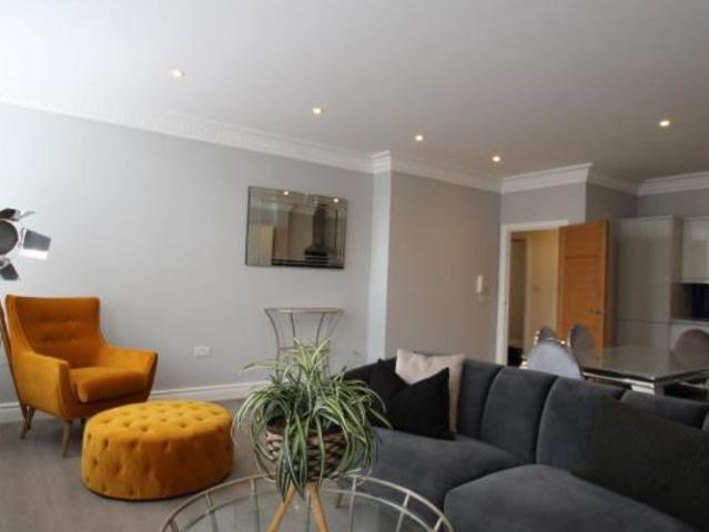 Apartment for rent in The Park, City of Nottingham
