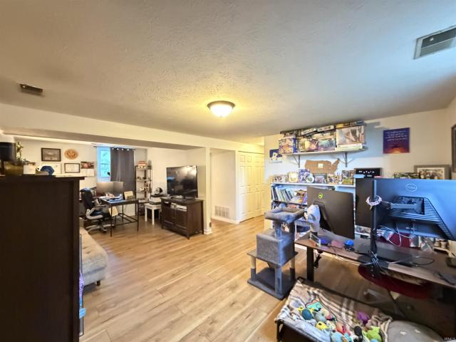 House for sale in Fowler, Indiana