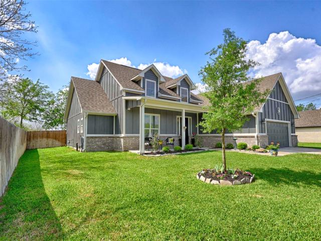 House for sale in Weimar, Texas