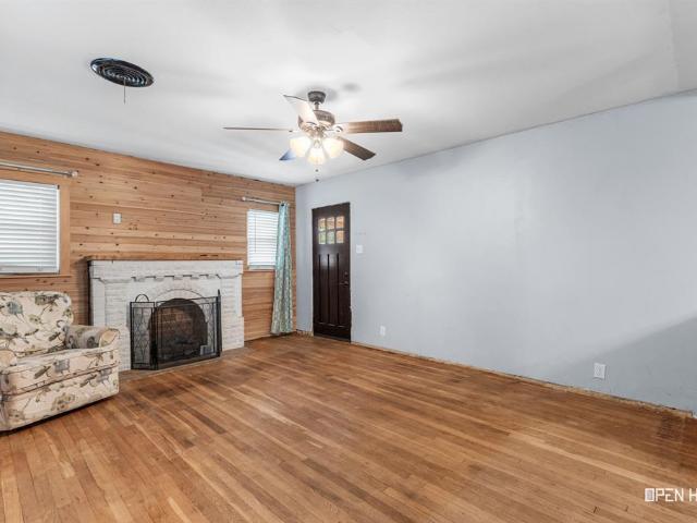 House for sale in Electra, Texas