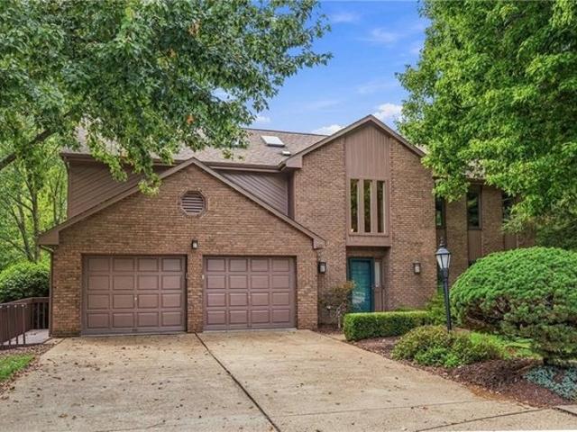 House for sale in Bakerstown, Pennsylvania