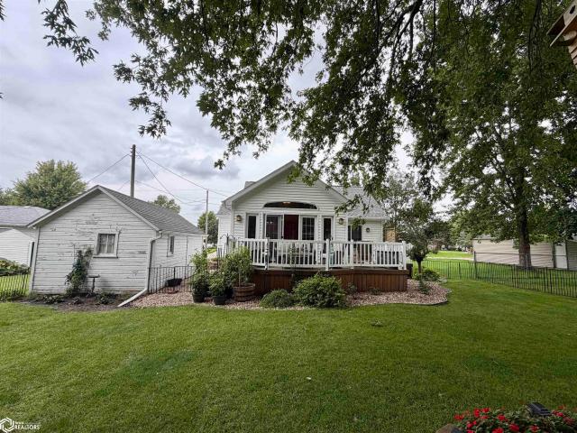 House for sale in Grundy Center, Grundy County