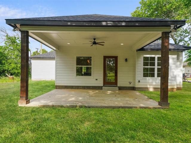 House for sale in Ellis, Texas