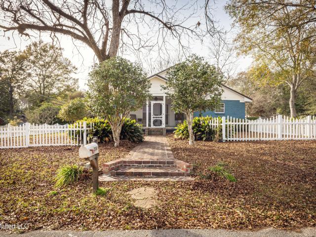 Property for sale in Wiggins, Mississippi