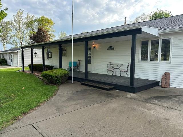 House for sale in Burlington Junction, Missouri