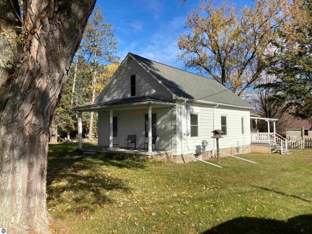 House for sale in Rose City, Michigan