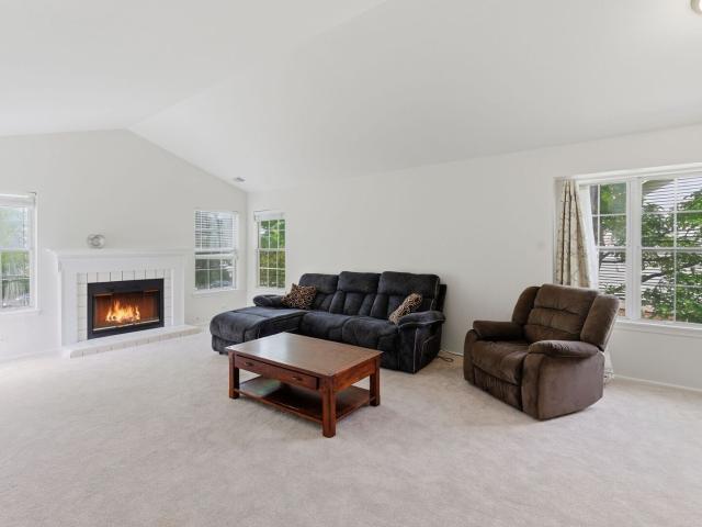 Condo for sale in Schaumburg, Illinois