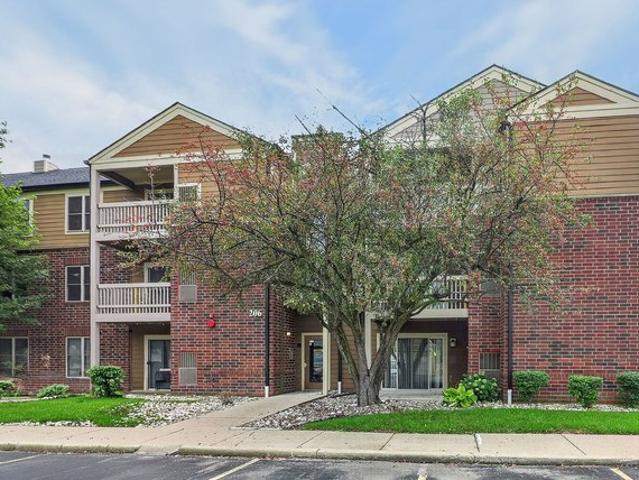 Condo for sale in Bloomingdale, Illinois