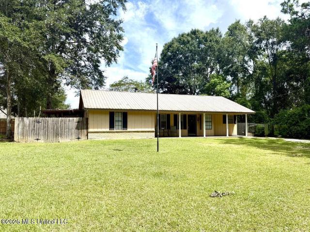 House for sale in Carriere, Mississippi