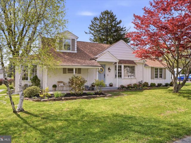 Property for sale in Arcola, Pennsylvania