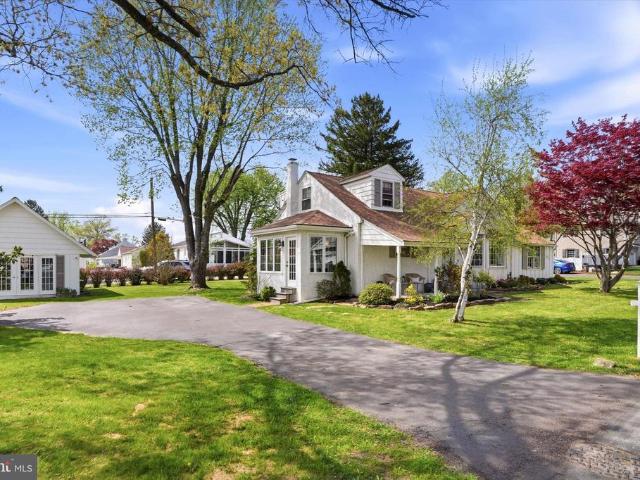 House for sale in Arcola, Pennsylvania