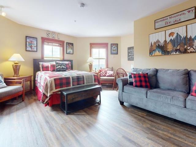 Condo for sale in Snowshoe, West Virginia