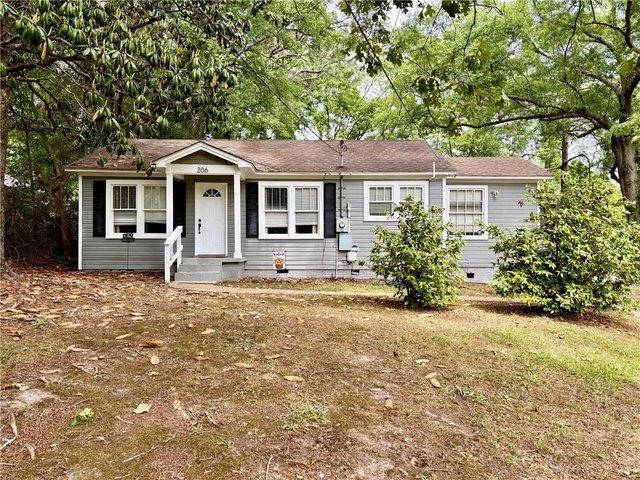 House for sale in Chickasaw, Alabama