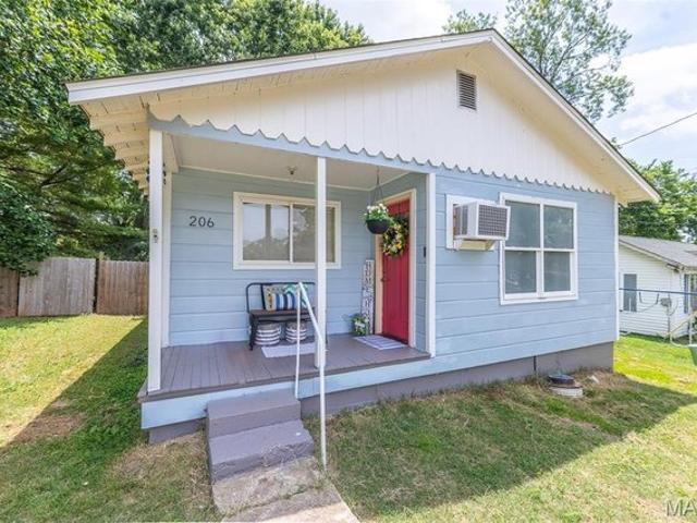 House for sale in Doniphan, Missouri
