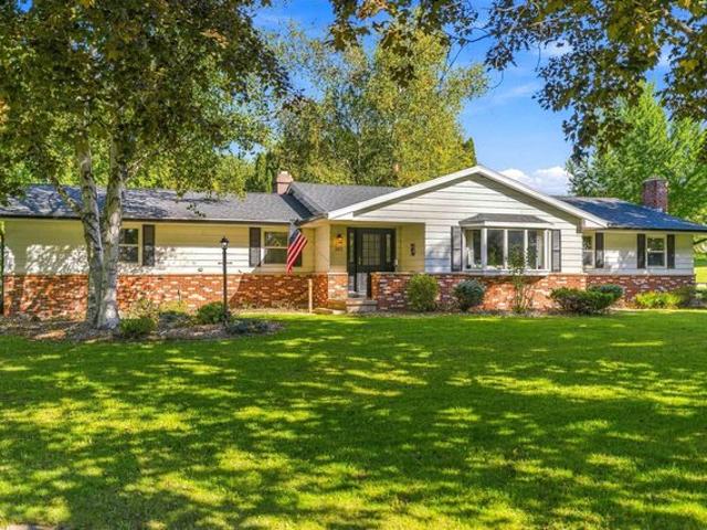 House for sale in Clintonville, Waupaca County