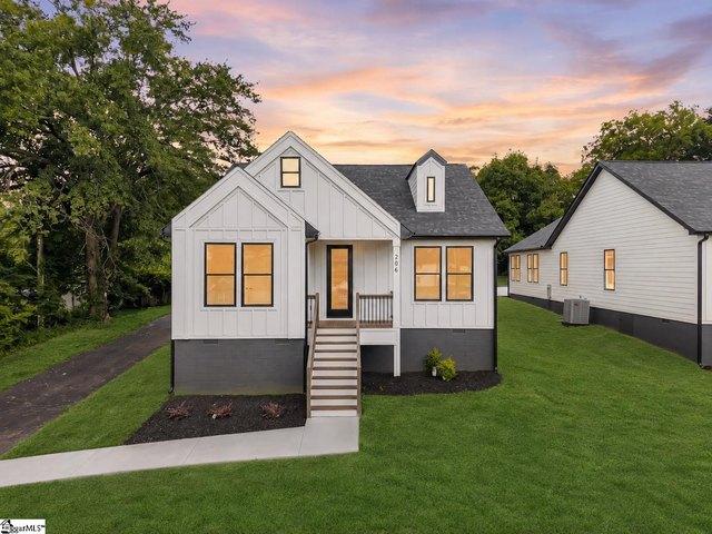House for sale in Easley, South Carolina