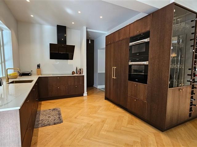 Hus til leje i Frederiksberg C, Brøndby