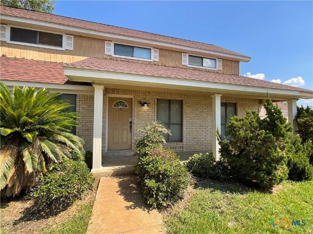 House for sale in Yoakum, Lavaca County