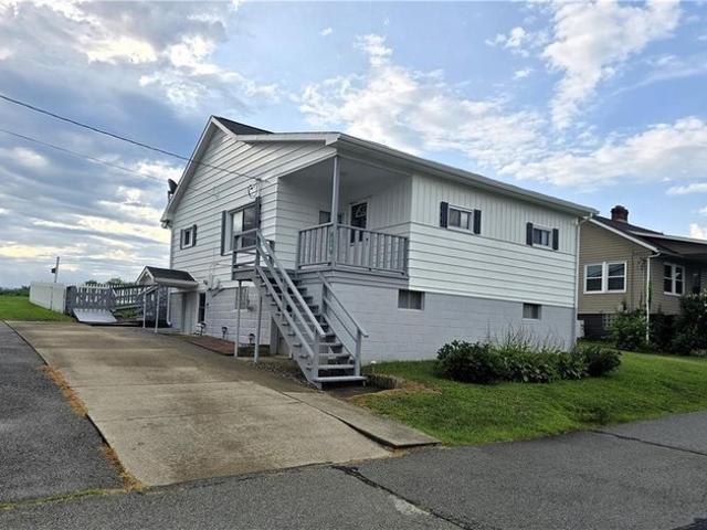 House for sale in Latrobe, Pennsylvania