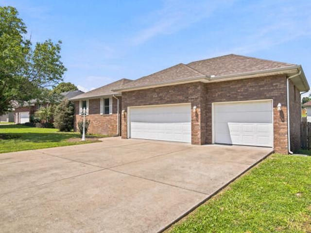 House for sale in Barry, Missouri