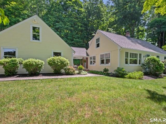 House for sale in Woodbury, Connecticut