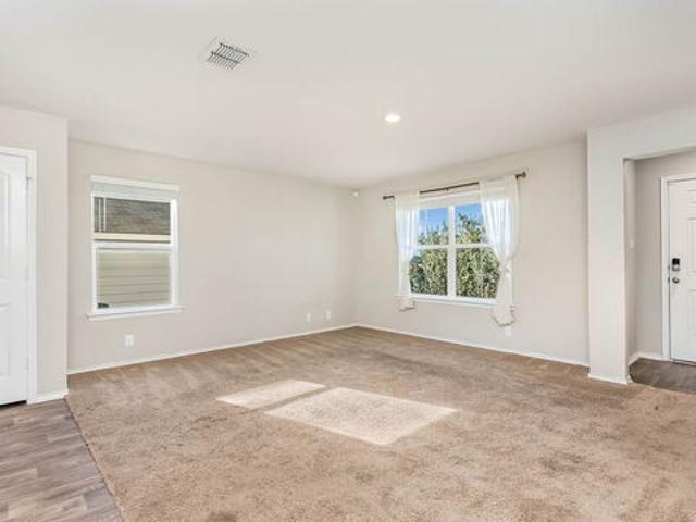 Property for rent in Leesville, Texas