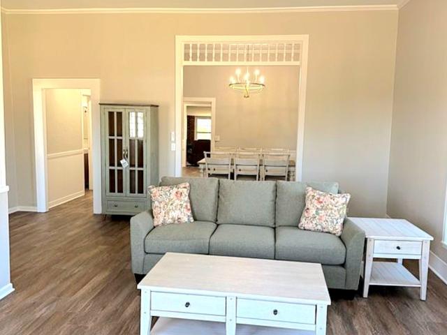 House for sale in Hallettsville, Texas