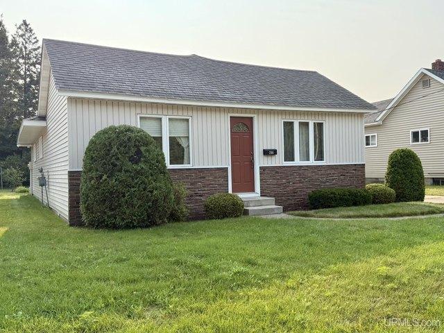 House for sale in Manistique, Michigan