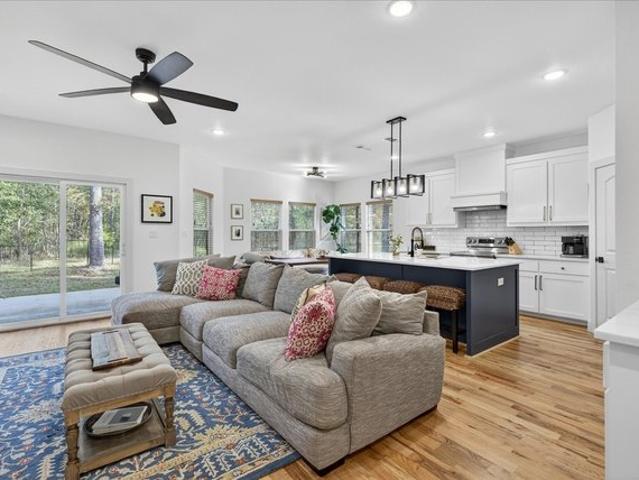 House for sale in Trinidad, Henderson County