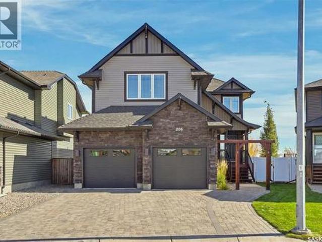 House for sale in Osler