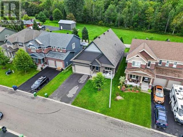 House for sale in Russell, Ontario
