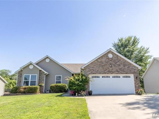 House for sale in Jackson, Missouri