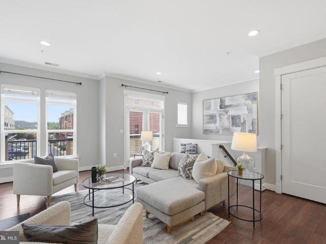 Condo for sale in Virginia