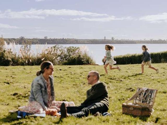 Land for sale in Omokoroa, Bay Of Plenty