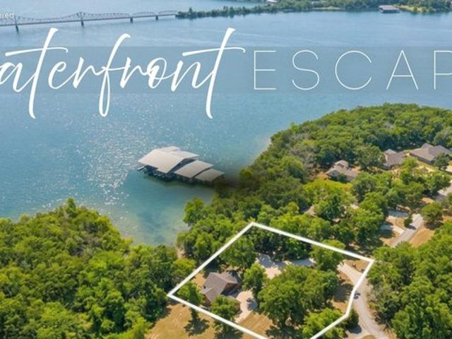 House for sale in Stone, Missouri