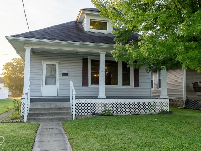 House for sale in Batesville, Ripley County