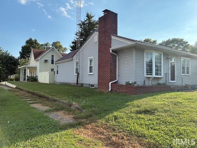 House for sale in Elnora, Daviess County