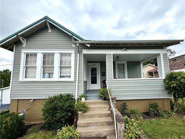 House for sale in Connellsville, Pennsylvania