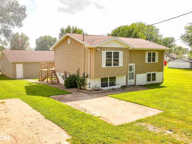 House for sale in Eldon, Iowa