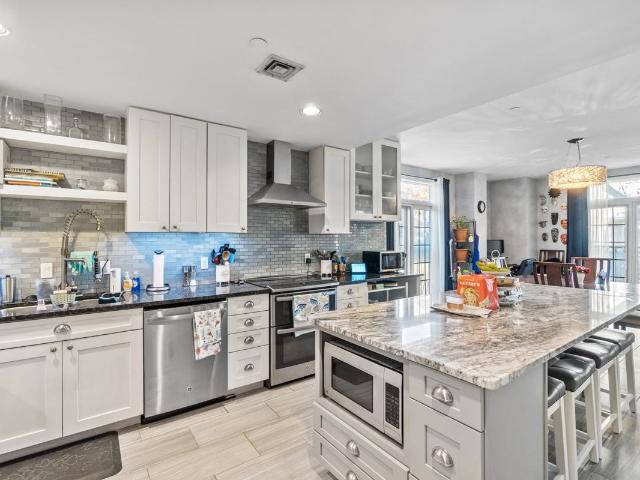 Condo for sale in Hudson, New Jersey