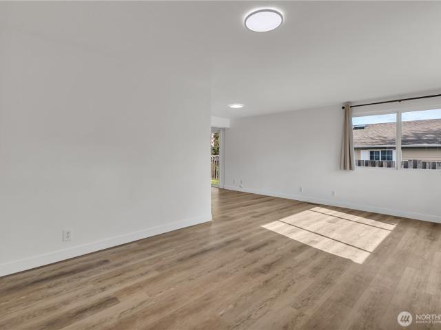 House for sale in Orting, Pierce County