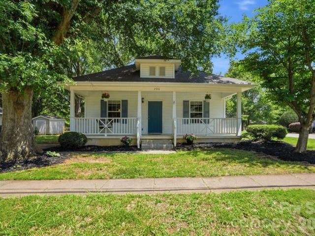 House for sale in Belmont, North Carolina
