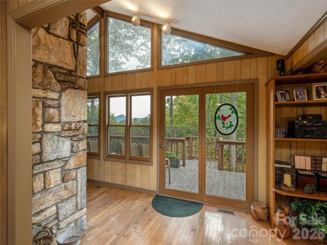 House for sale in Saluda, Henderson County