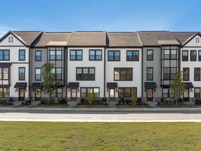 Townhouse for sale in Summerville, South Carolina